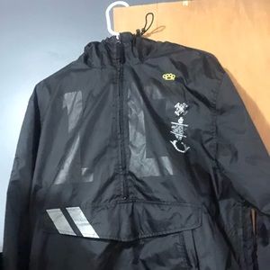 10 Deep pull over jacket